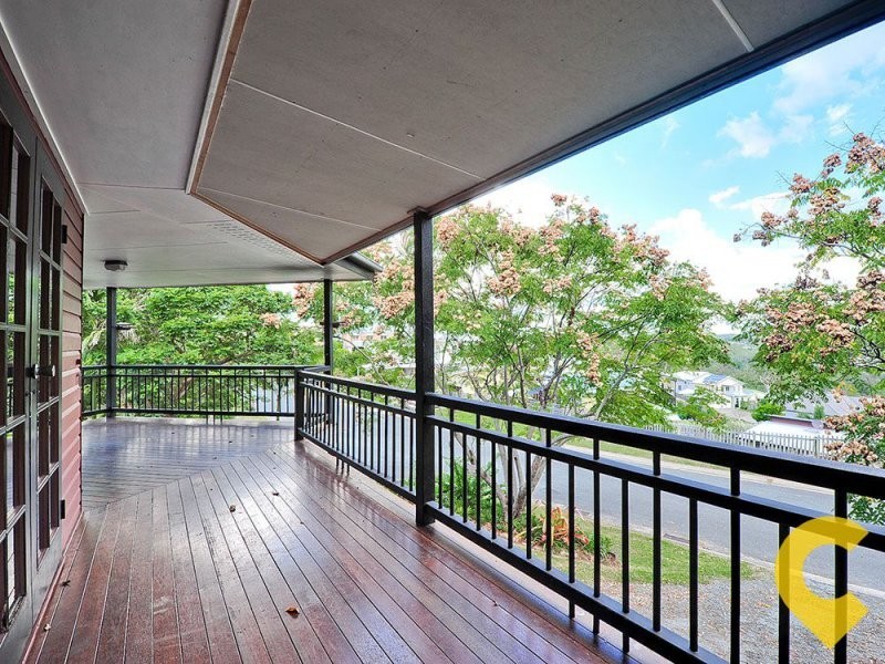 9 Romulus Street, Eatons Hill QLD 4037