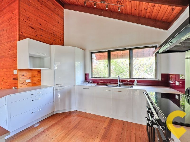 9 Romulus Street, Eatons Hill QLD 4037