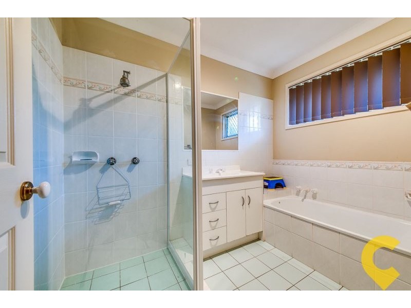 250 Edwards Street, Raceview QLD 4305