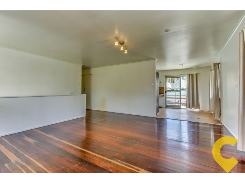 10 Montreal Street, Wishart QLD 4122