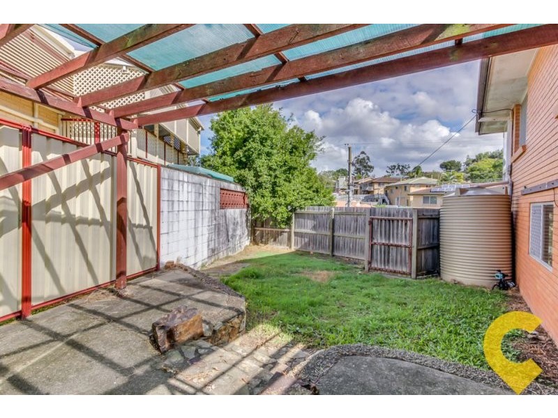 10 Montreal Street, Wishart QLD 4122