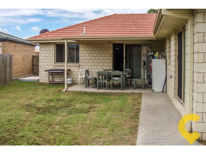 4 Links Avenue, Meadowbrook QLD 4131