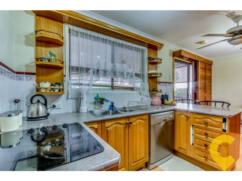 31 Bingo St, Holmview QLD 4207