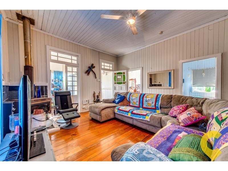 18 Lower Albert Street, Goodna QLD 4300