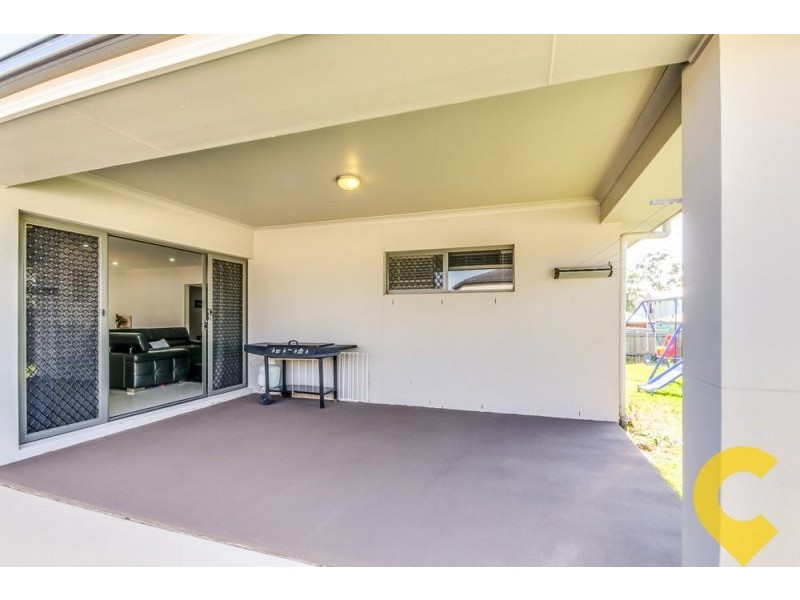 11 Wallaman Close, Waterford QLD 4133