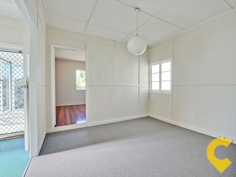 22 John Bright Street, Moorooka QLD 4105