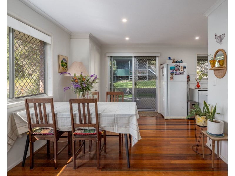 11 Teenan Street, Ferny Hills QLD 4055