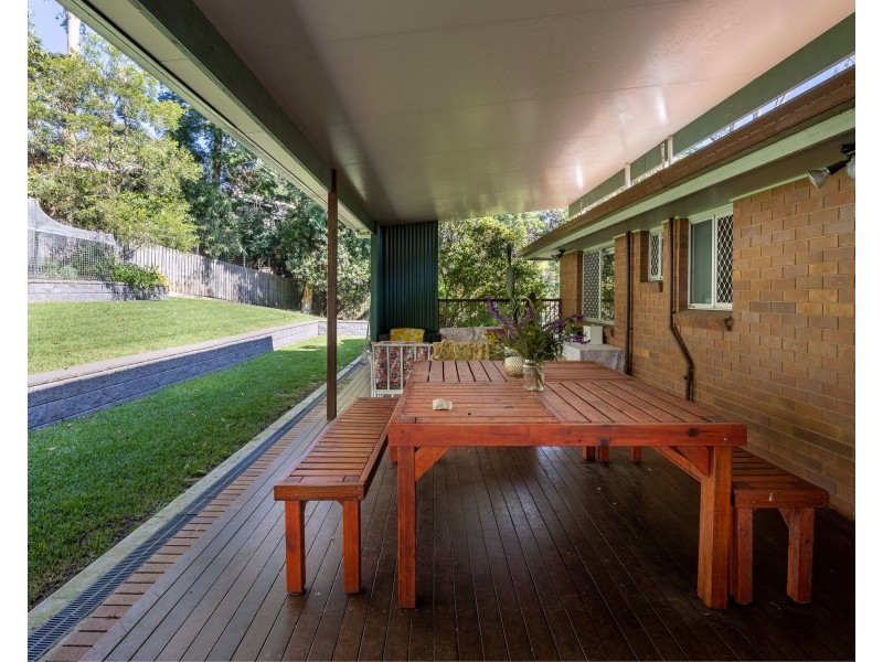 11 Teenan Street, Ferny Hills QLD 4055