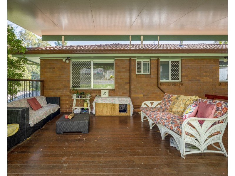 11 Teenan Street, Ferny Hills QLD 4055