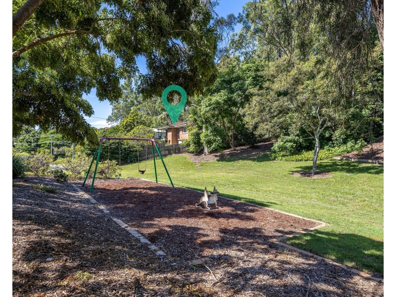 11 Teenan Street, Ferny Hills QLD 4055