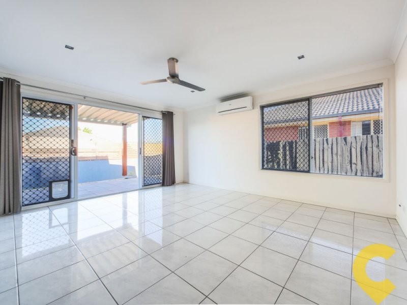 2/28 Armani Ave, Pimpama QLD 4209