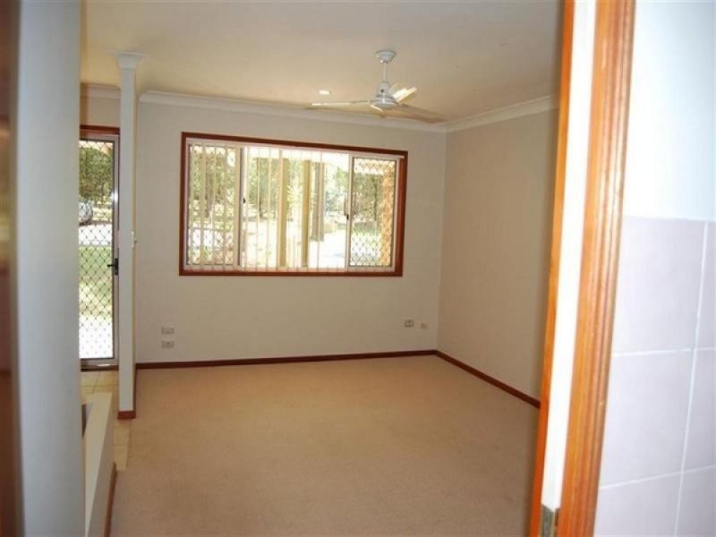 130 Banksia Circuit, Forest Lake QLD 4078