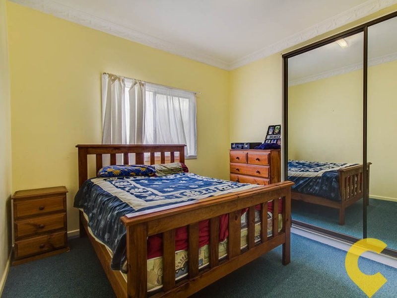 12 Morcombe Street, Brighton QLD 4017