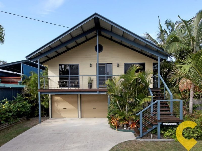 7 Saint Smith Street, Beachmere QLD 4510