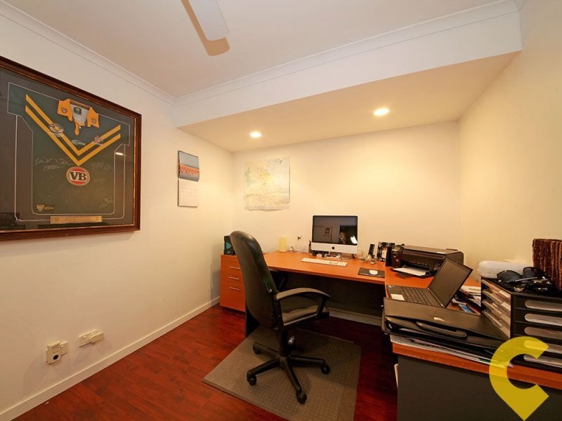 7 Saint Smith Street, Beachmere QLD 4510