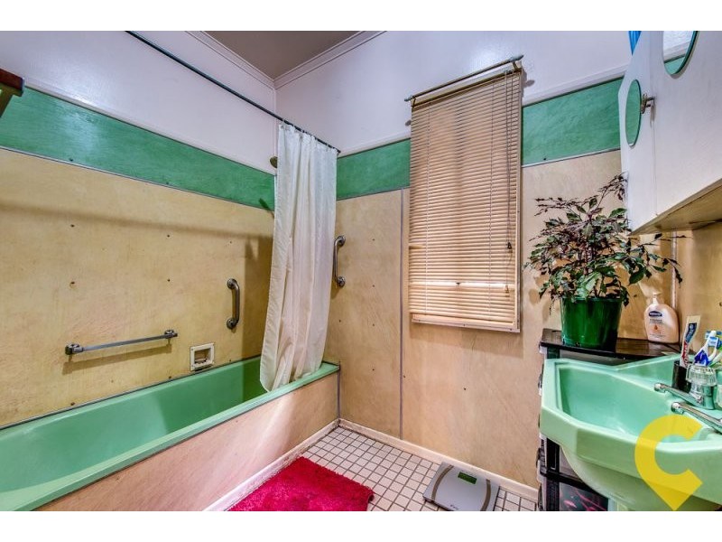 138 Brisbane Road, Booval QLD 4304