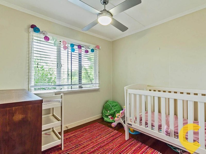 22 Rutherford Street, Stafford Heights QLD 4053