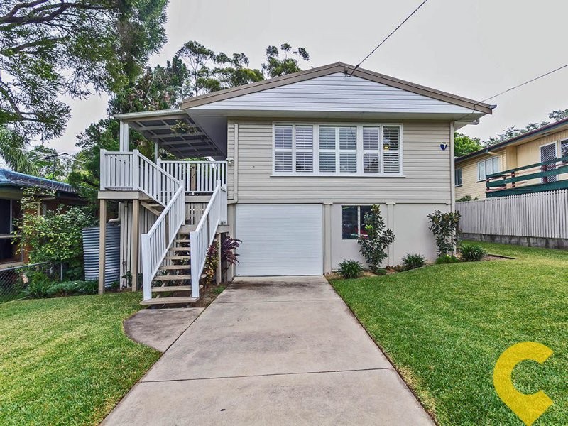 22 Rutherford Street, Stafford Heights QLD 4053