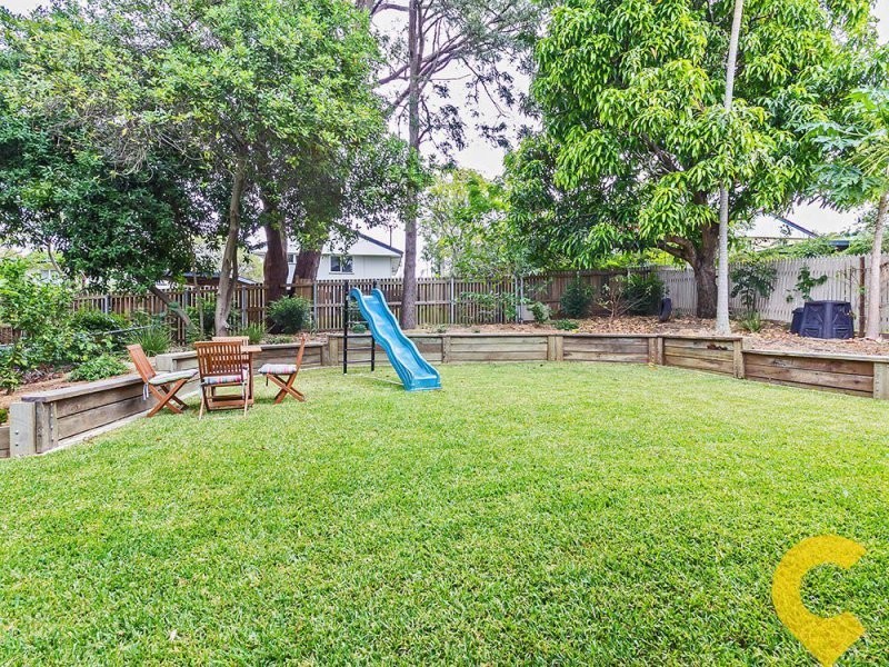 22 Rutherford Street, Stafford Heights QLD 4053