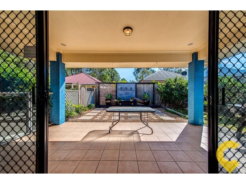 17 Crediton Place, Forest Lake QLD 4078