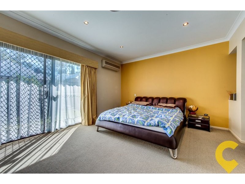 17 Crediton Place, Forest Lake QLD 4078