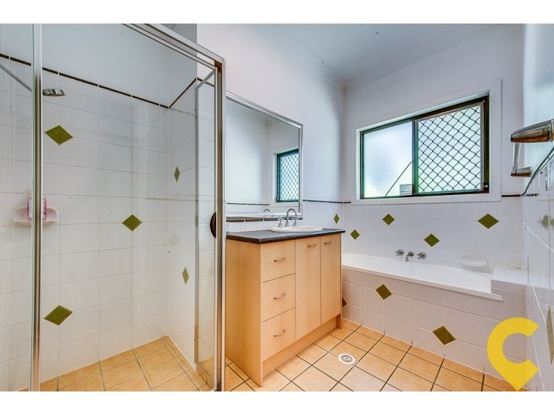 17 Crediton Place, Forest Lake QLD 4078