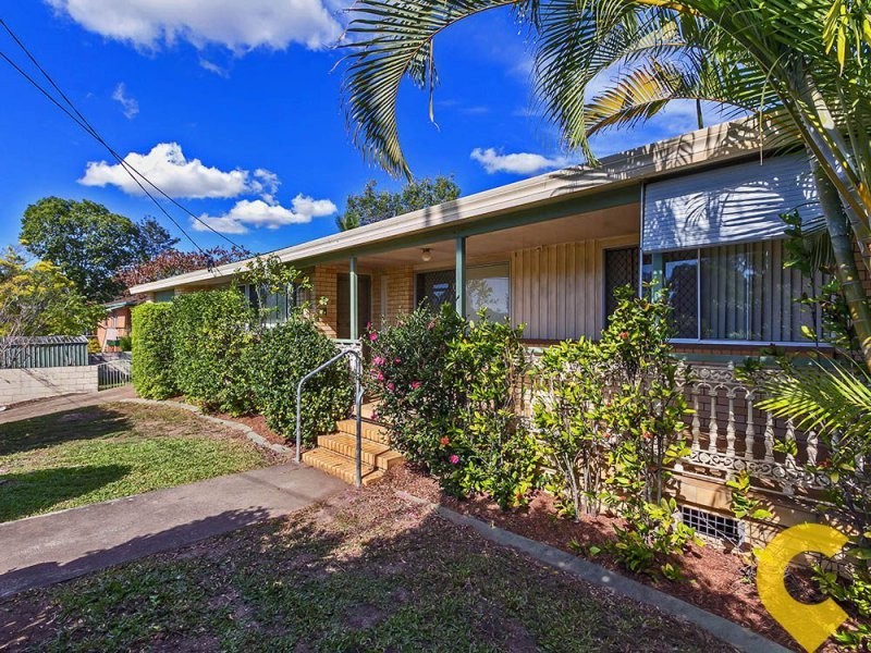 2 Malvern Road, Albany Creek QLD 4035