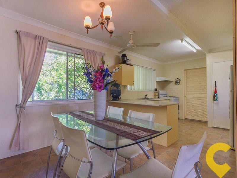 2 Malvern Road, Albany Creek QLD 4035