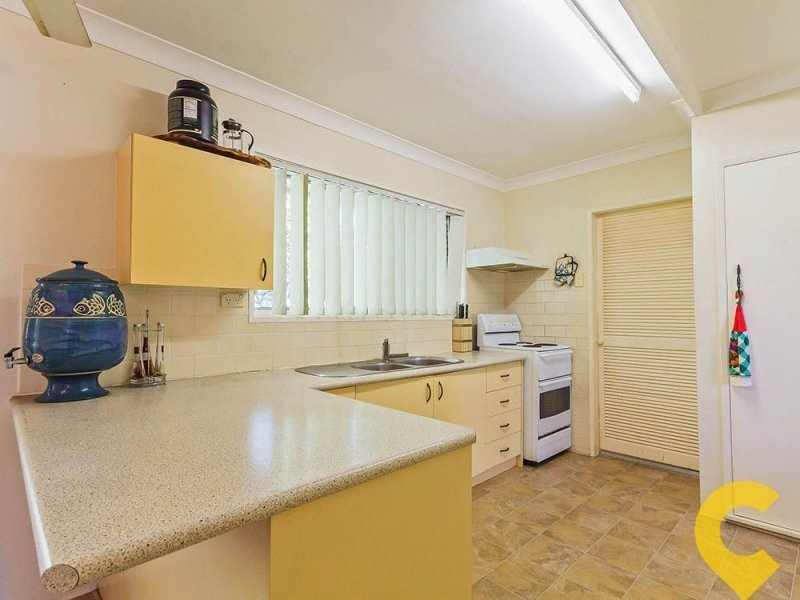 2 Malvern Road, Albany Creek QLD 4035