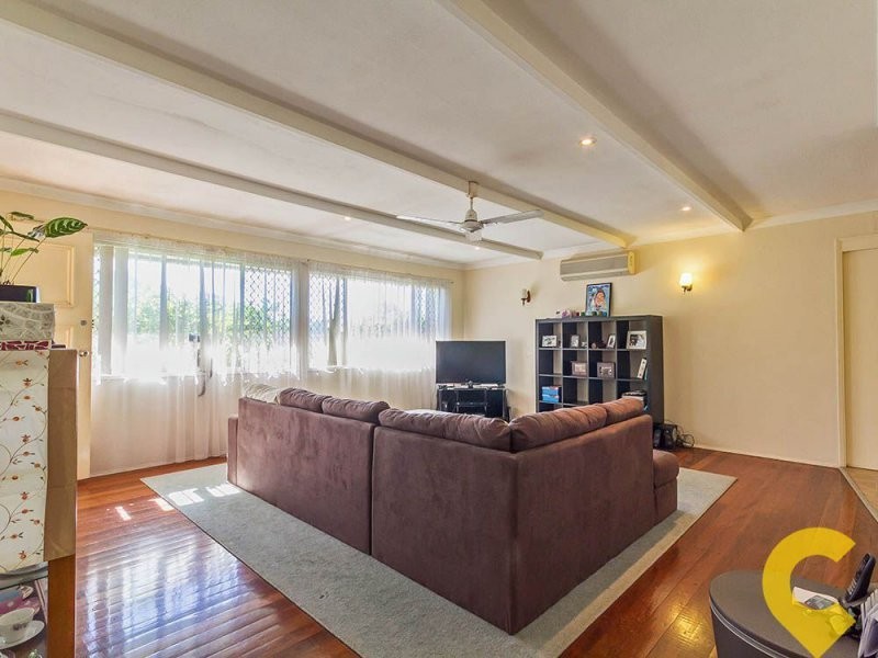 2 Malvern Road, Albany Creek QLD 4035