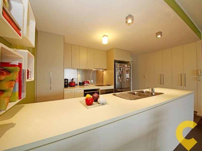 502/25 Dix Street, Redcliffe QLD 4020