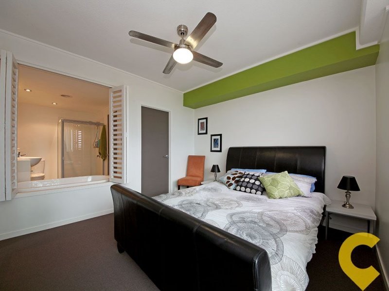 502/25 Dix Street, Redcliffe QLD 4020