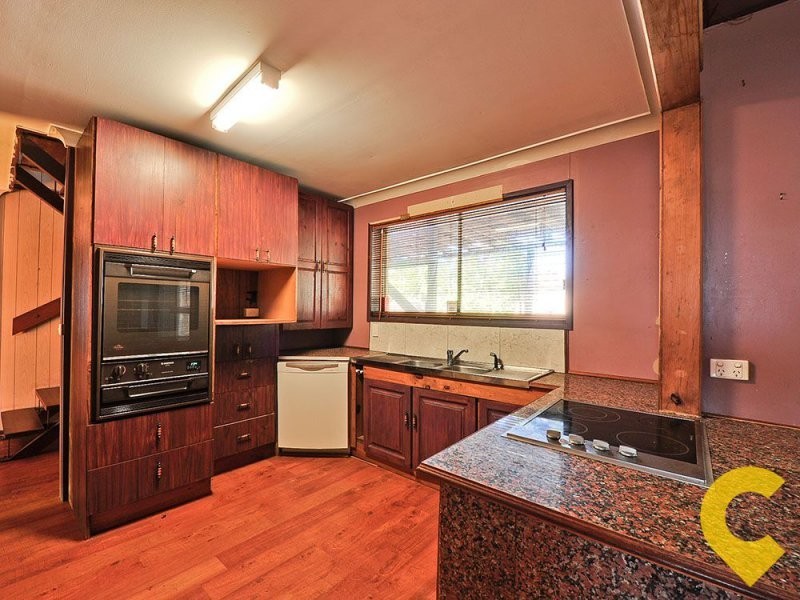 4 Letitia Street, Regents Park QLD 4118