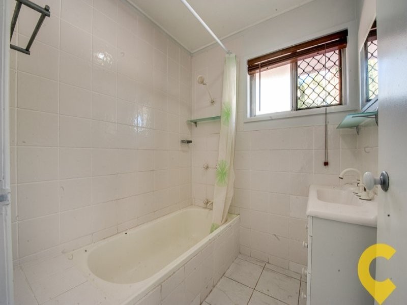 394 Old Logan Road (Known as 5 Steven Street), Camira QLD 4300