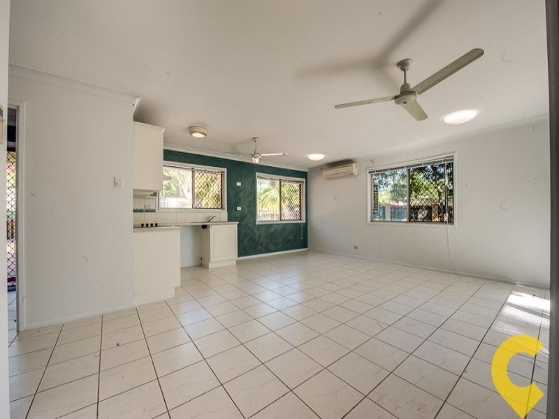 394 Old Logan Road (Known as 5 Steven Street), Camira QLD 4300