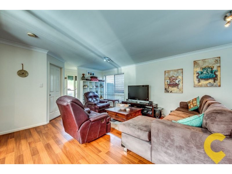 8 Chiswick Place, Forest Lake QLD 4078