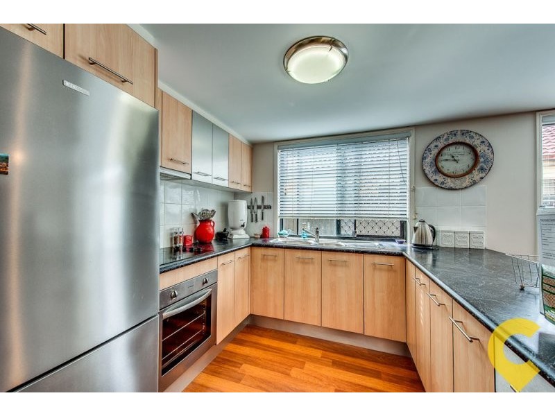 8 Chiswick Place, Forest Lake QLD 4078