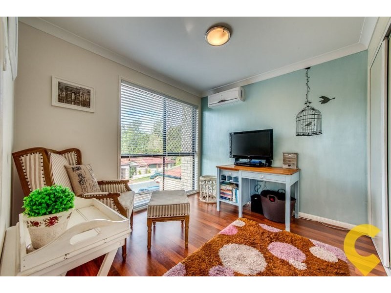 8 Chiswick Place, Forest Lake QLD 4078