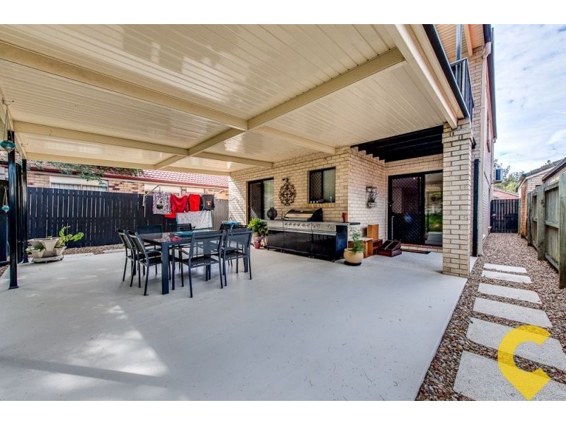 8 Chiswick Place, Forest Lake QLD 4078