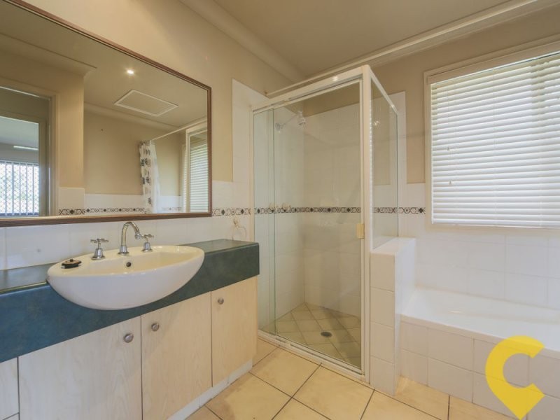 10 Bushgum Cr, Upper Coomera QLD 4209
