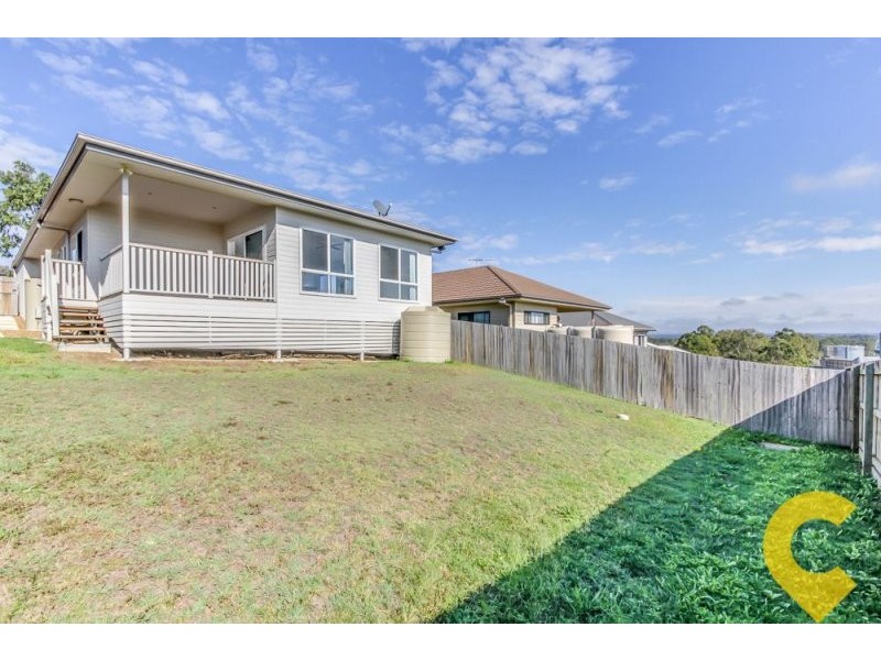 72 Outlook Drive, Waterford QLD 4133