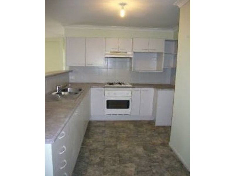 5 Brendan Place, Goodna QLD 4300