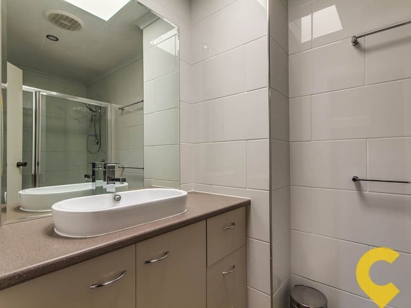 34/40 Grove Avenue, Arana Hills QLD 4054
