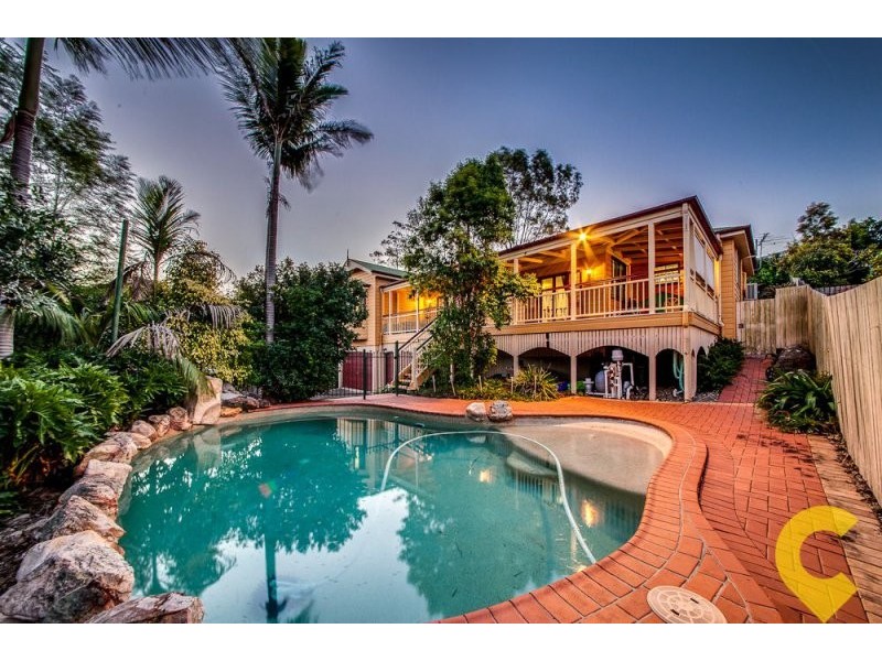 12 Fleetwood Court, Ferny Hills QLD 4055