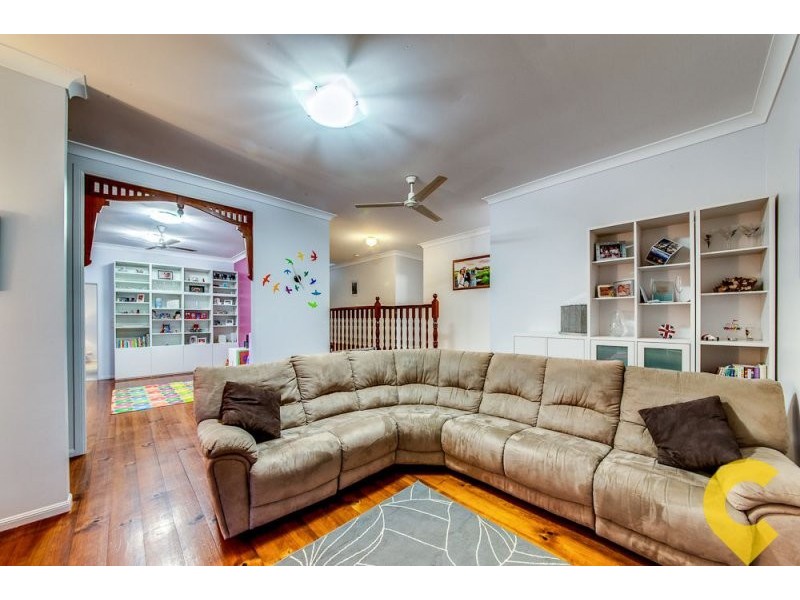 12 Fleetwood Court, Ferny Hills QLD 4055