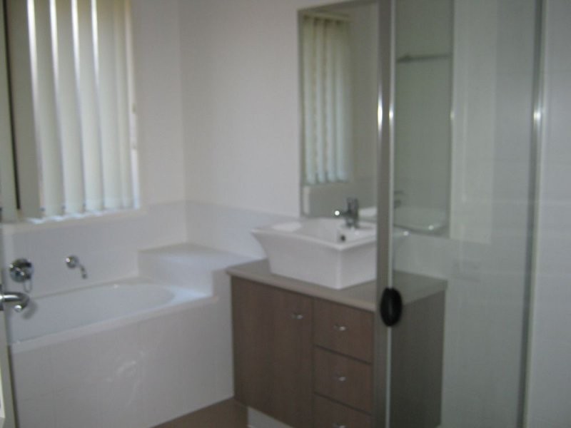 58 Woodlands Blvd, Waterford QLD 4133