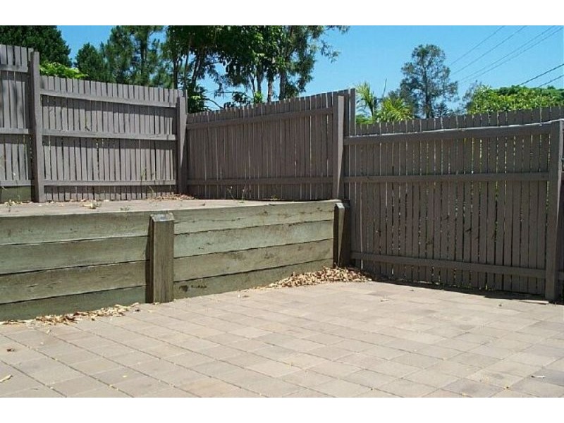 1/25 Young Street, Milton QLD 4064