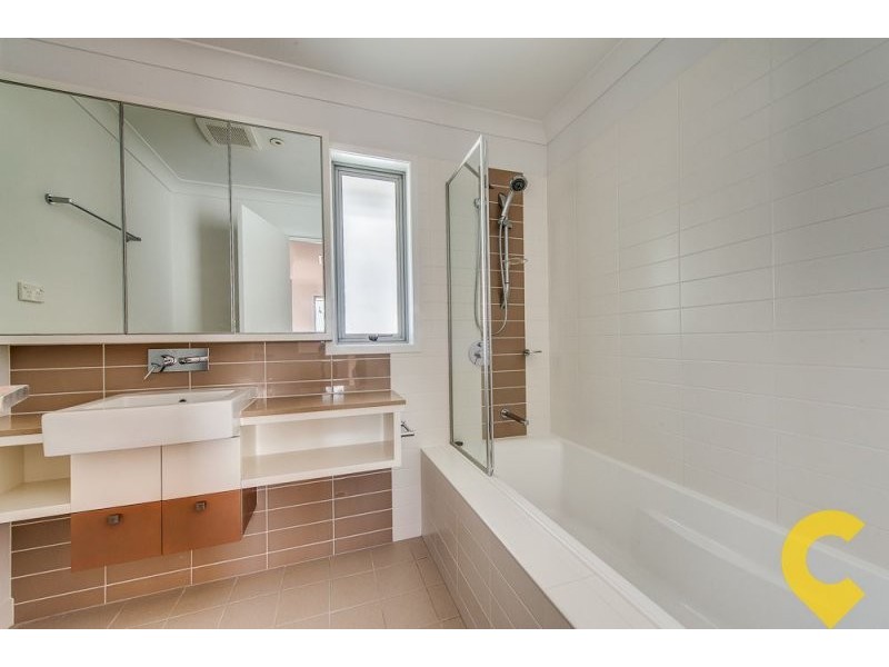 13 Spyglass Lane, Brookwater QLD 4300