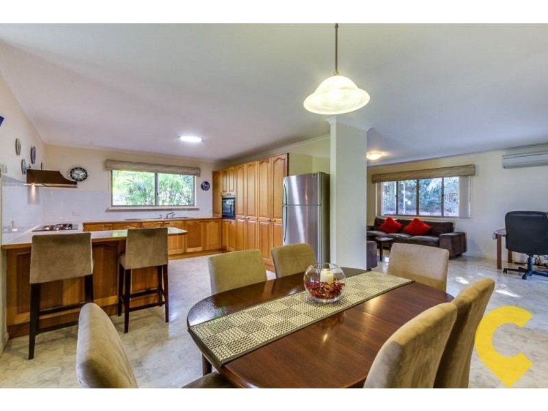 2/247 Springwood Rd, Springwood QLD 4127