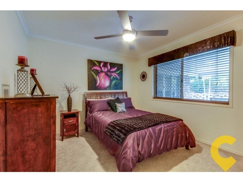 2/247 Springwood Rd, Springwood QLD 4127